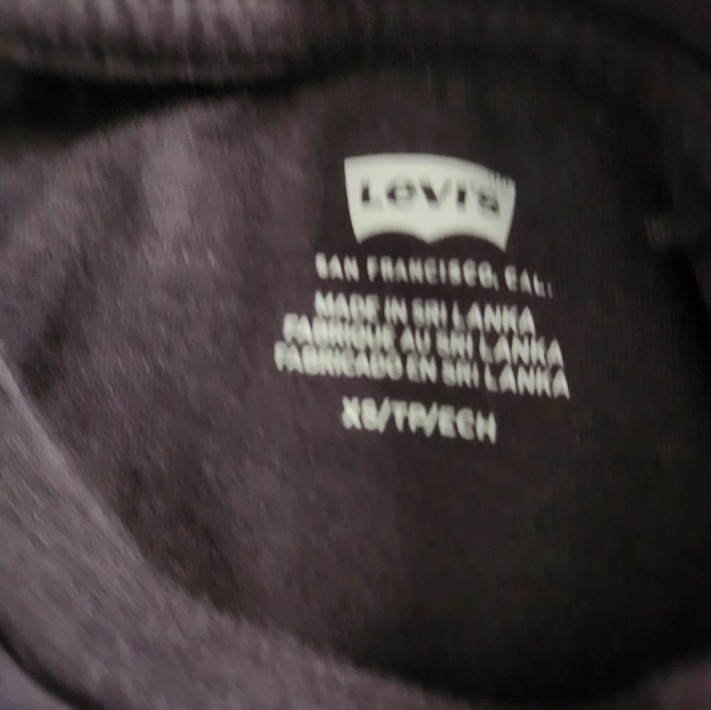 Levi's - Picture 3 of 4